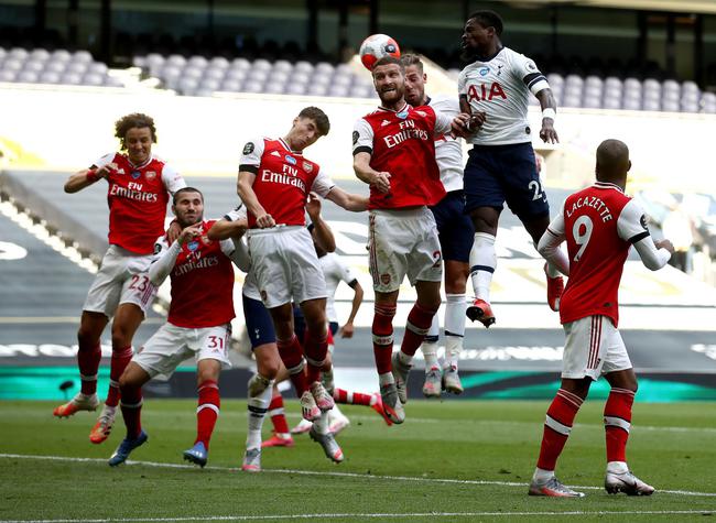  孙兴慜世界波破门，热刺绝平曼城保留争冠希望  