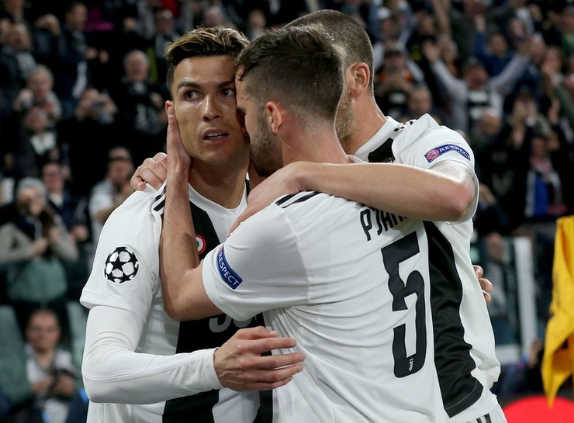  佛罗伦萨绝平争冠对手，送尤文赛季首败  