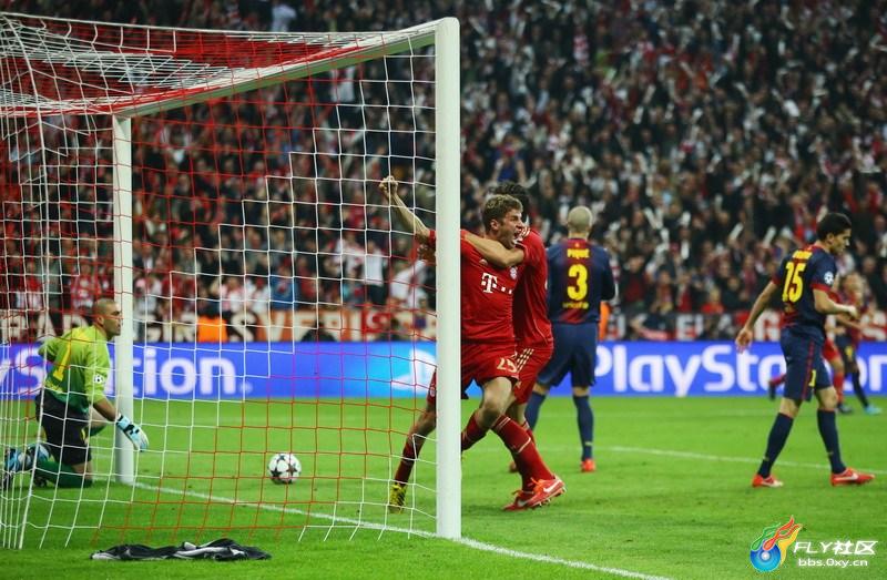  拜仁慕尼黑客场轻取奥格斯堡提前锁定半程冠军