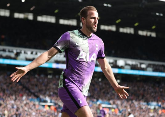  门兴格拉德巴赫中场核心传射建功击败科隆